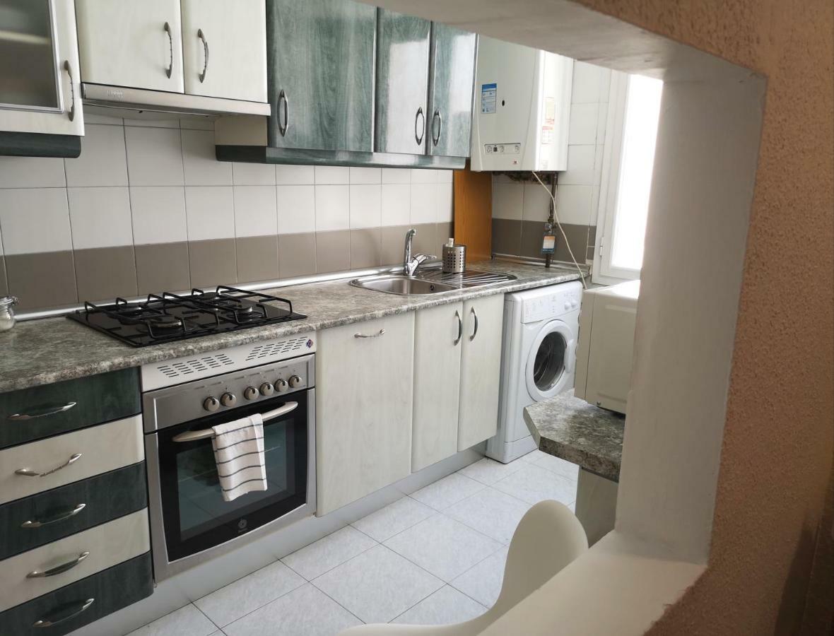 Apartamento Atocha 68 Apartman Madrid Kültér fotó
