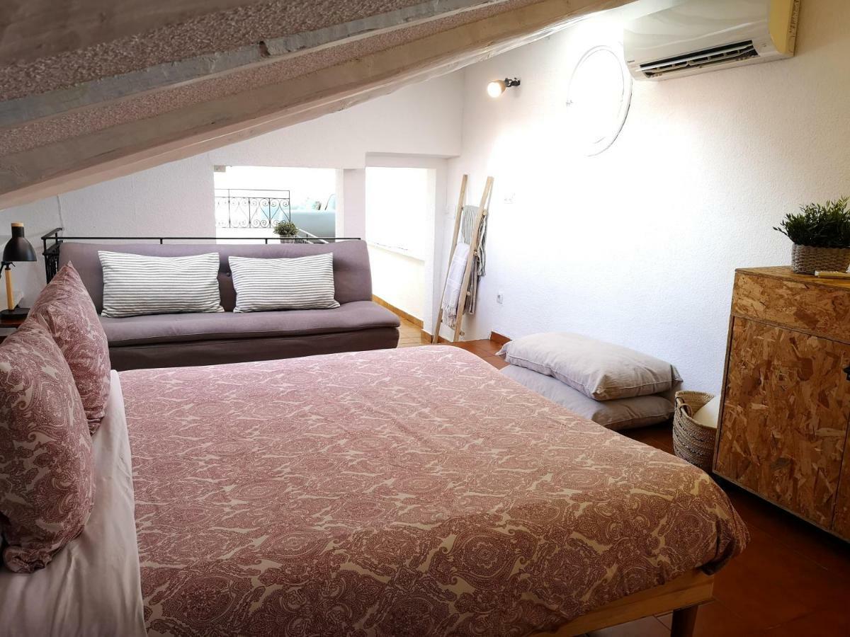 Apartamento Atocha 68 Apartman Madrid Kültér fotó